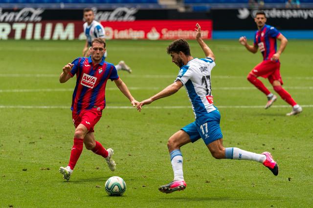 亚冠-C罗补射破门 利雅得胜利主场5-1艾因